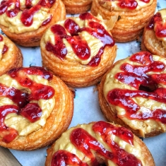 peanut butter jelly cronut doughnut street food