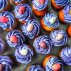 buttercream lavender vanilla cupcakes