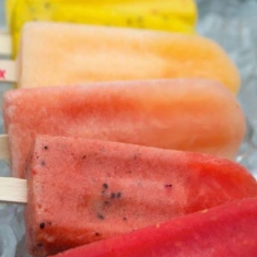 Rainbow_Ice_Lollies_Street_Food