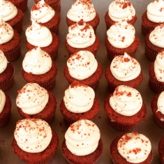 Red_Velvet_Cupcakes_Street_Food copy