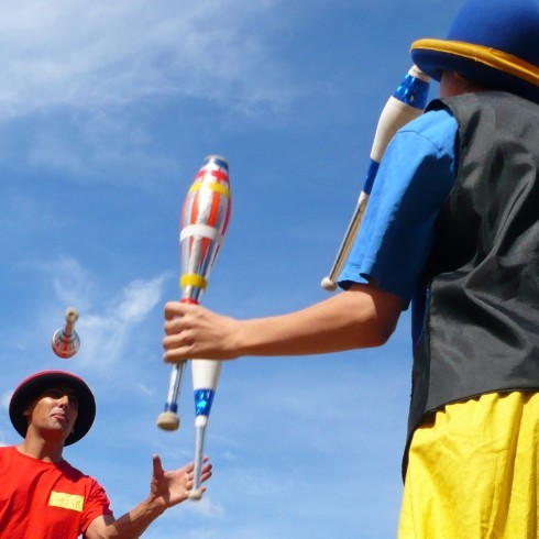 jugglers11-490×490